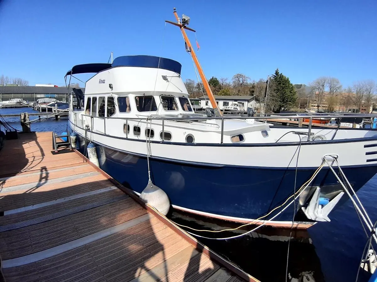 Botel Motor Yacht Almaz Hotel Amsterdam