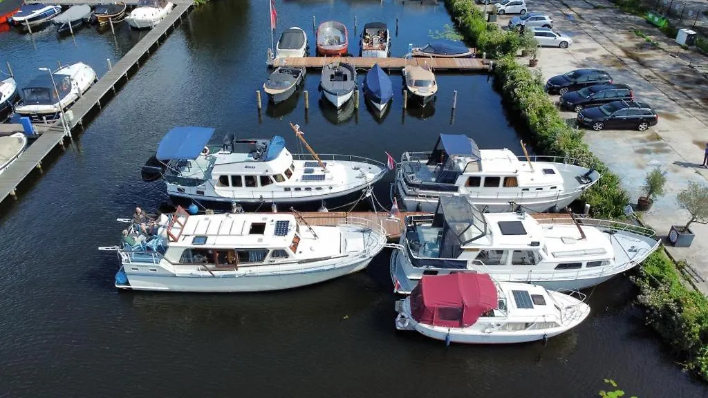 Botel Motor Yacht Almaz Hotel Amsterdam