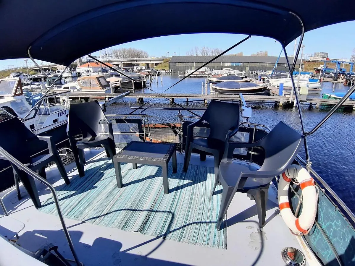 Motor Yacht Almaz Hotel Amsterdam 0*,