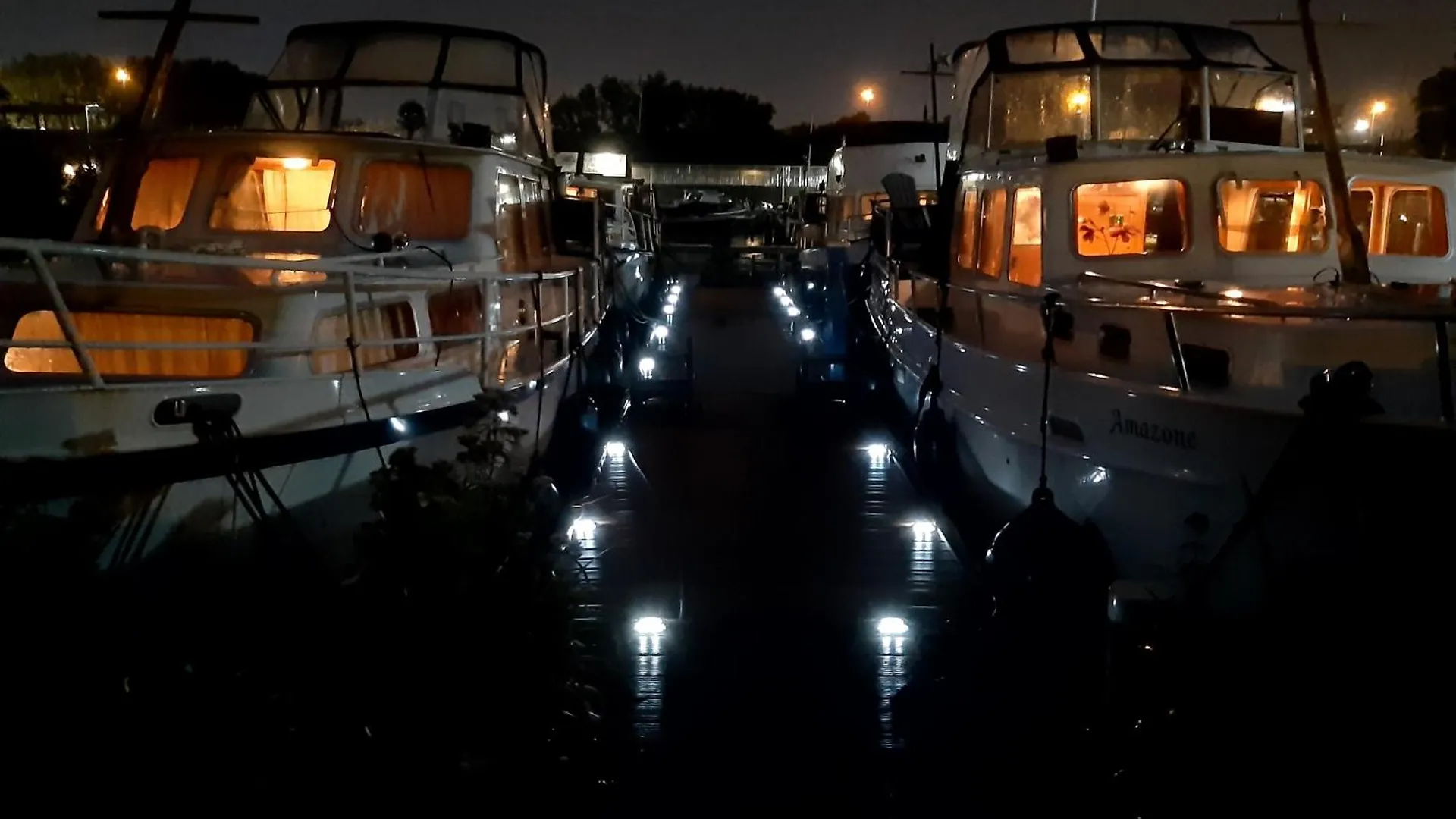 Hotel Motor Yacht Almaz Amsterdam 0*,  Paesi Bassi